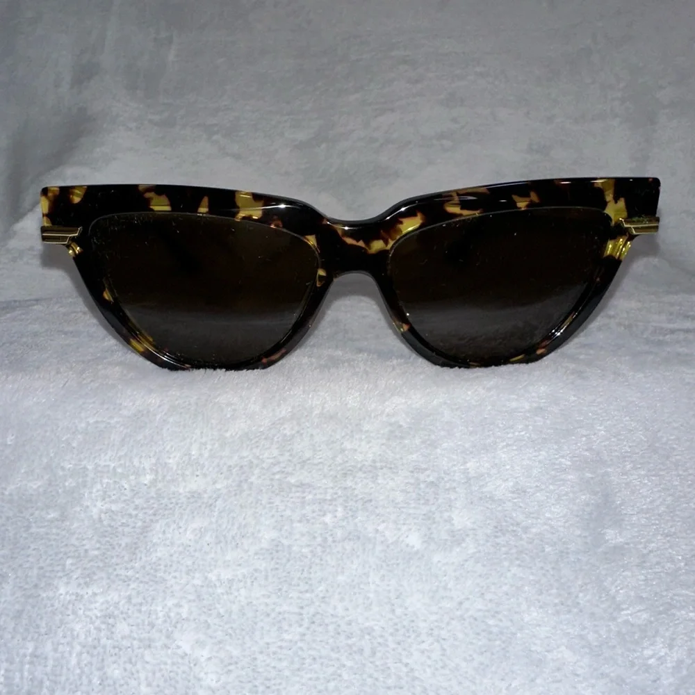 🖤 Bottega Veneta BV1265S 002 Cat-Eye Sunglasses – Brand New - Picture 2 of 5